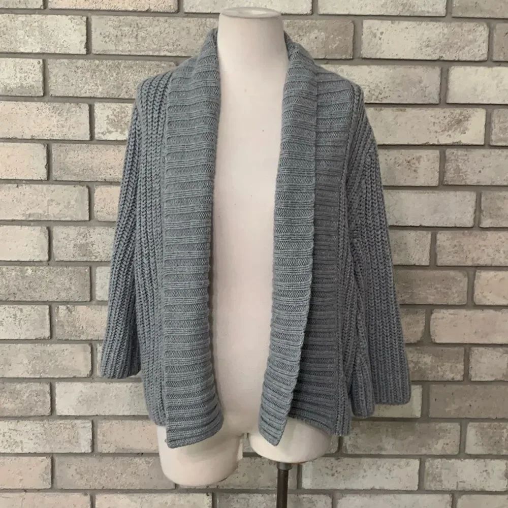 3for$20 sweater small
